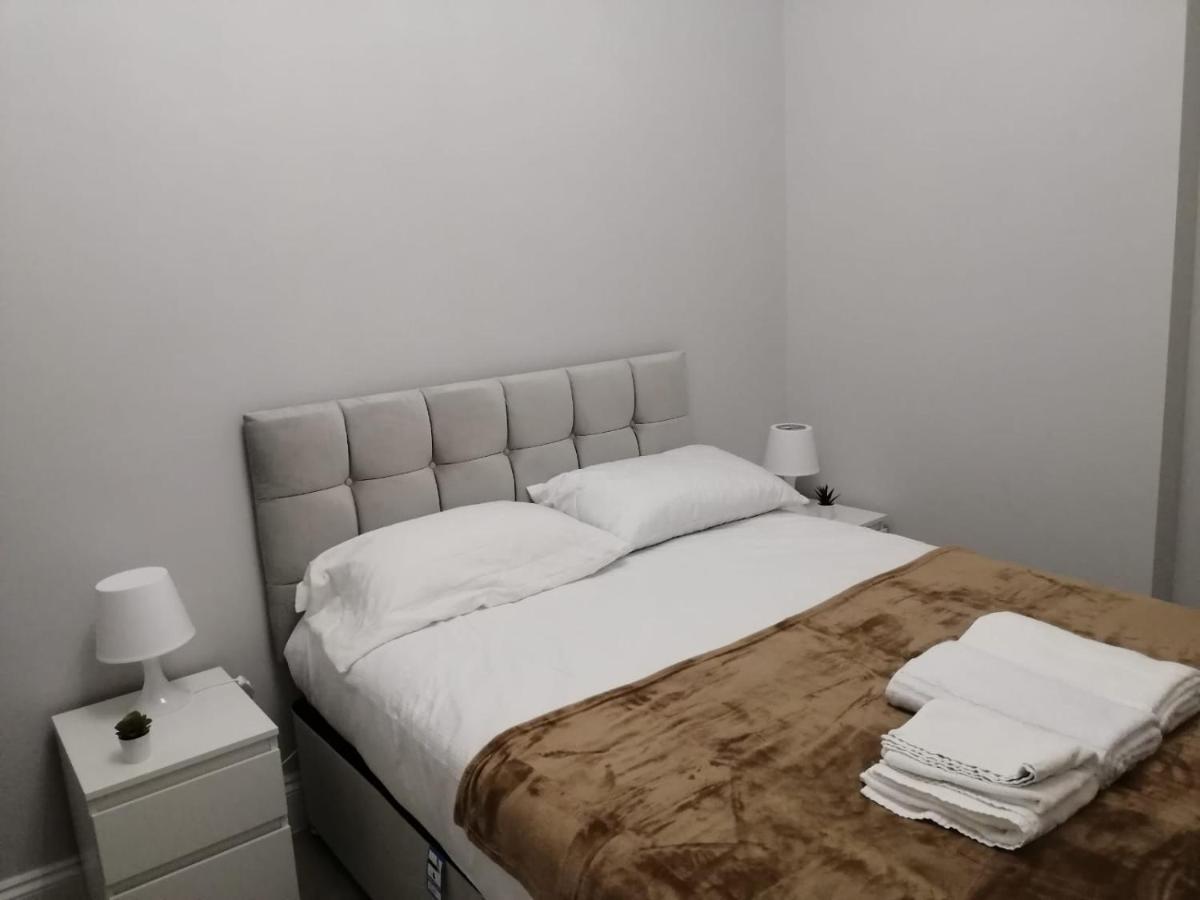 Appartamento Cosy Entire Flat In Kings Cross Londra Esterno foto